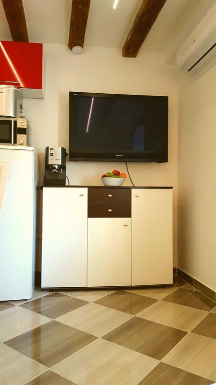 Karmen'S Apartment One Σπλιτ Εξωτερικό φωτογραφία
