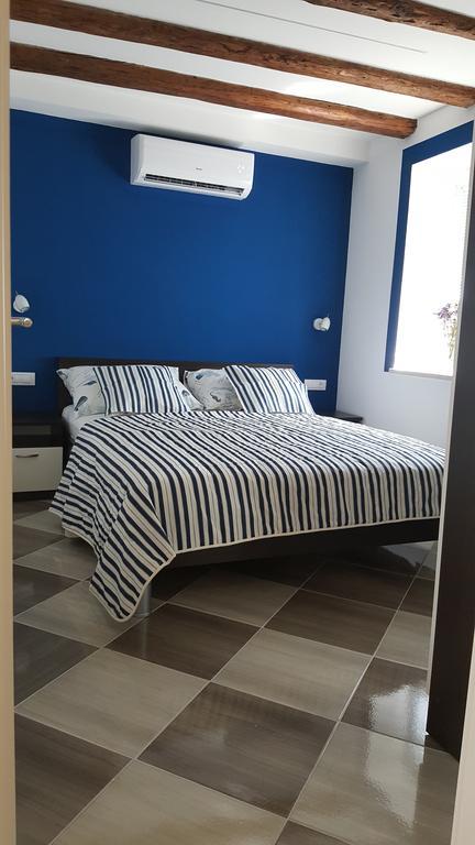 Karmen'S Apartment One Σπλιτ Εξωτερικό φωτογραφία