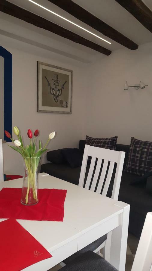 Karmen'S Apartment One Σπλιτ Εξωτερικό φωτογραφία